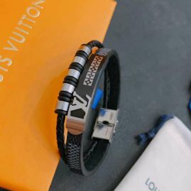 Picture of LV Bracelet _SKULVbracelet06cly9110879